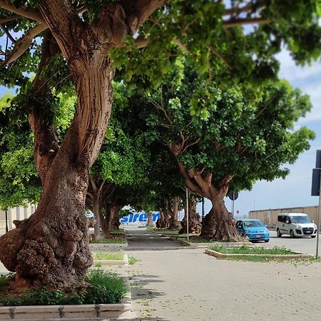 Alla Marina Da Pina トラーパニ エクステリア 写真